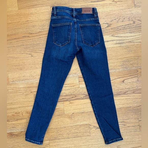 Sezane Slim Parfait Denim Skinny Jean - Picture 4 of 7
